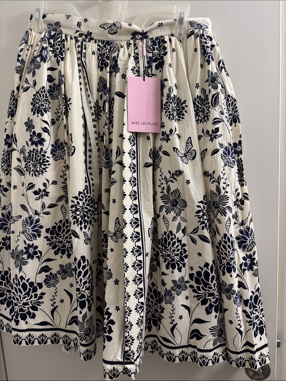 Avec Les Filles Navy Floral Cream Midi Skirt